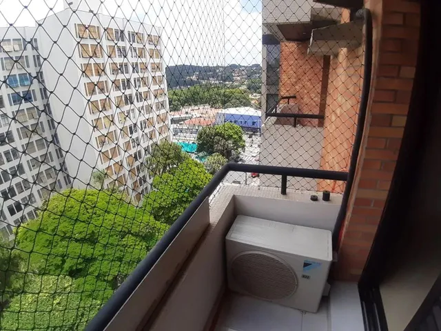Imagem: Nas Imediações Est. Metrô Sp Morumbi