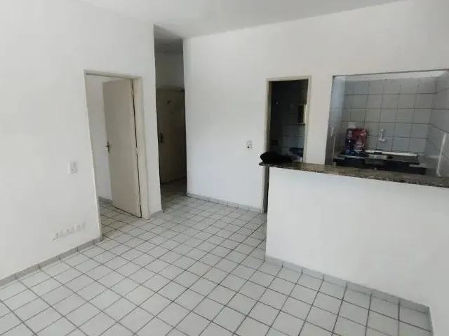 Imagem: O apartamento possui 1 Dormitório, 1 Banheiro, 1 Vaga na