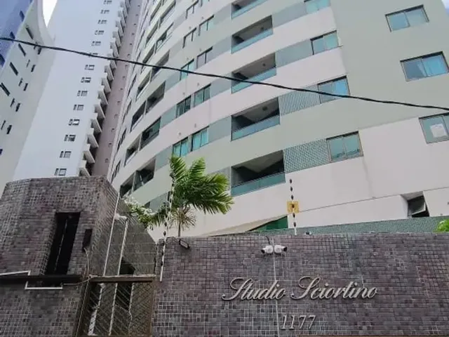 Imagem 1: Alugo de Apto - Boa Viagem - 2 - Quartos.