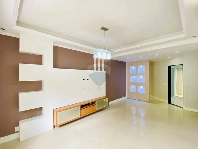 Imagem: Casa de Condomínio com 3 Quartos (1 Suíte)