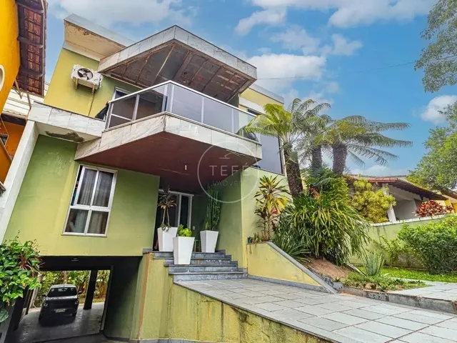 Imagem: Casa com 5 Dormitórios no Condomínio Terral