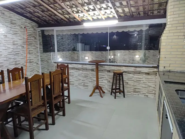 Imagem: Casa Duplex com Terraço em Bangu