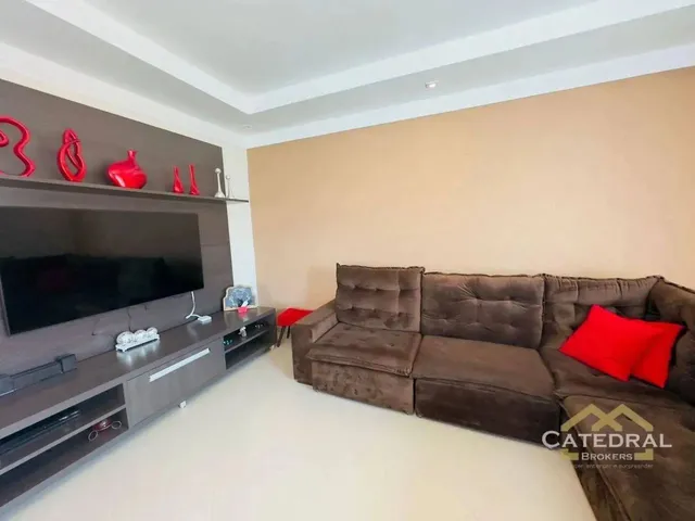Imagem: Casa com 3 Dormitórios À Venda, 224 M²