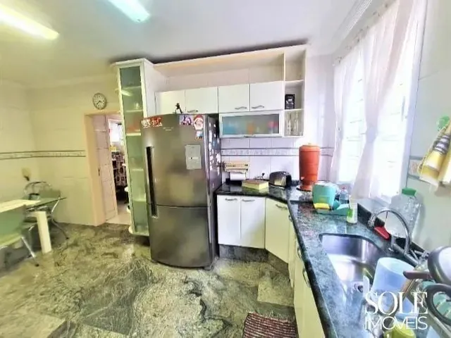Imagem 6: Casa com 3 Dormitórios, Suíte Master e Área de Lazer Completa com Vista para a Serra