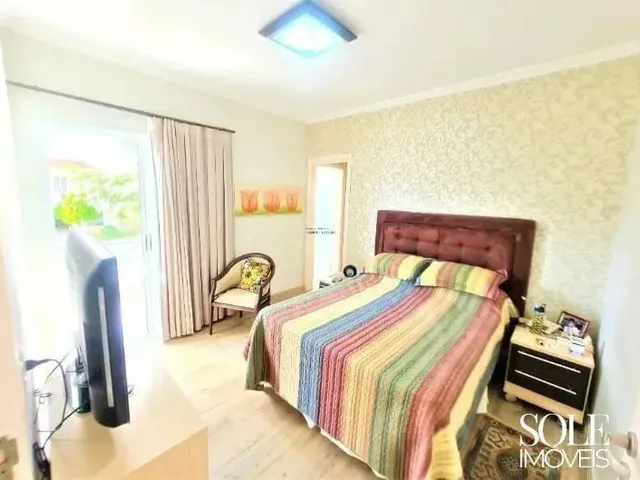 Imagem 16: Casa com 3 Dormitórios, Suíte Master e Área de Lazer Completa com Vista para a Serra