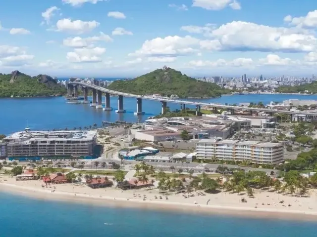 Imagem: Cyan Ocean Front, Apartamento com 280 M²
