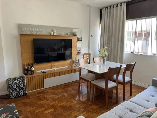Imagem: Apartamento com 3 Quartos À Venda em Centro