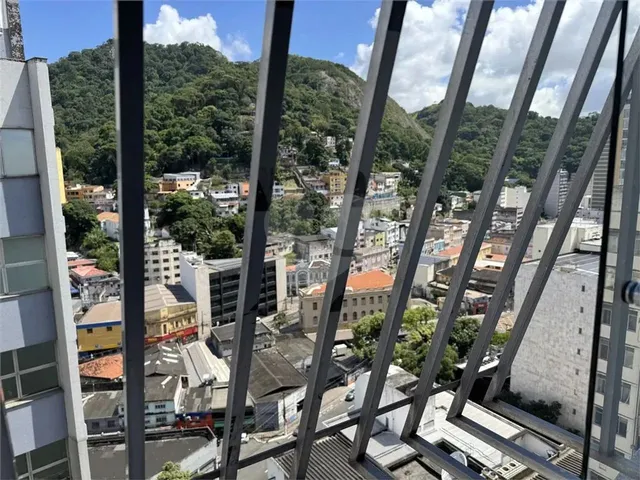 Imagem 16: Apartamento com 3 Quartos À Venda em Centro - Es