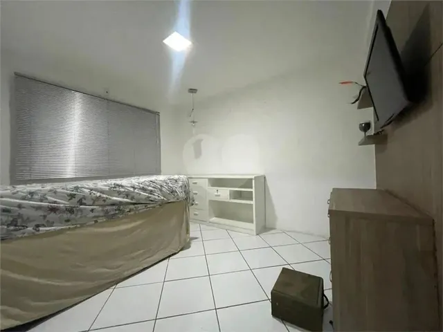 Imagem 16: Casa com 4 Quartos À Venda em Jardim da Penha - Es
