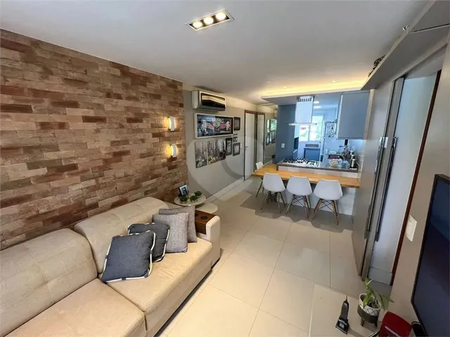 Imagem: Apartamento com 2 Quartos À Venda em santa