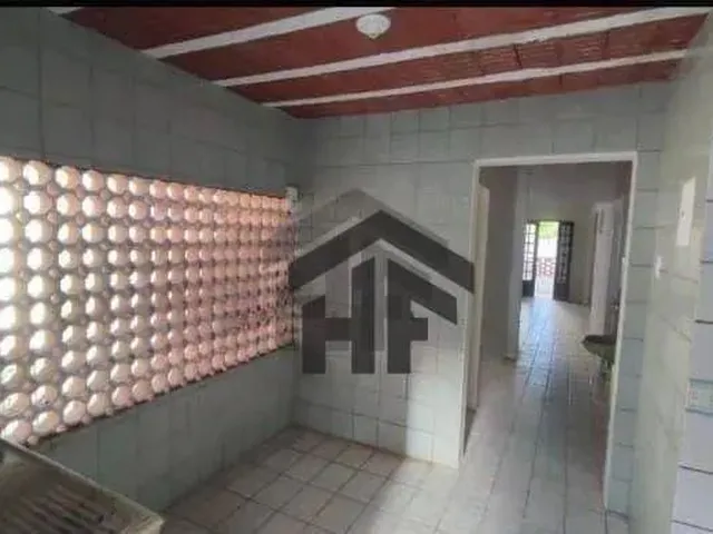 Imagem 3: Casa de 200M² para Alugar Ou Vender, com 3 Quartos (2 Suítes), Localizada em Rio Doce