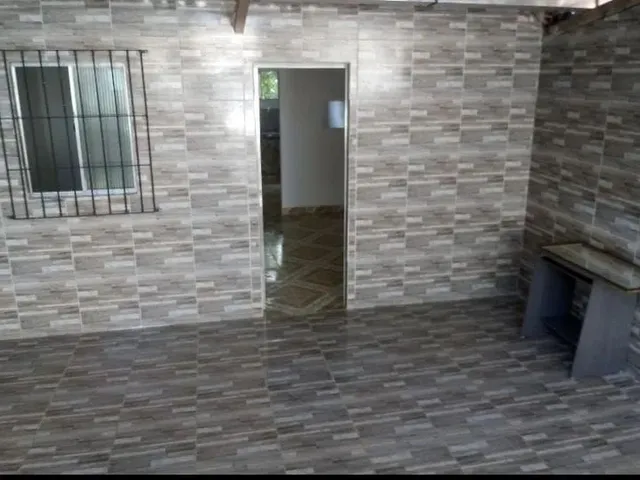 Imagem: A casa possui 2 Dormitórios, 1 Banheiro, 78m² de Área e