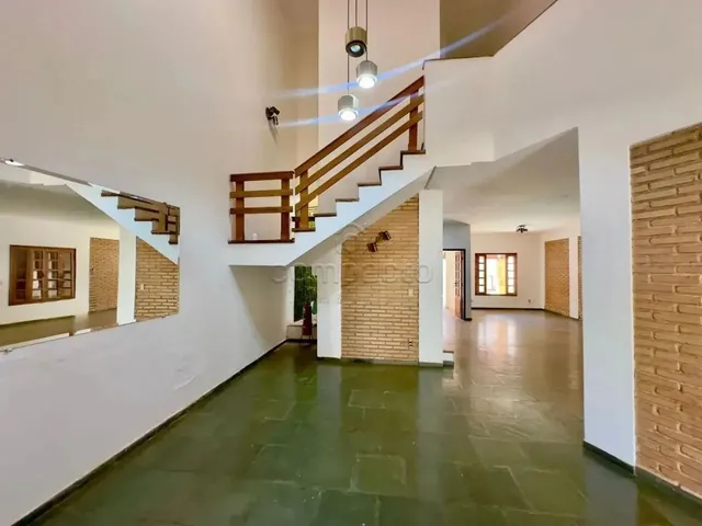 Imagem: Casa com 3 Quartos e Piscina - Jardim Alto