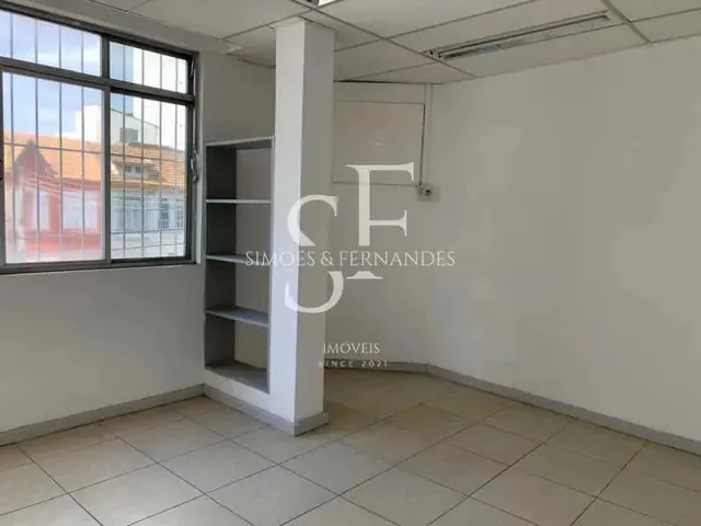 Imagem 8: Praça da Bandeira - Rua Teixeira Soares - Prédio 3 Ambientes com 2 Banheiro