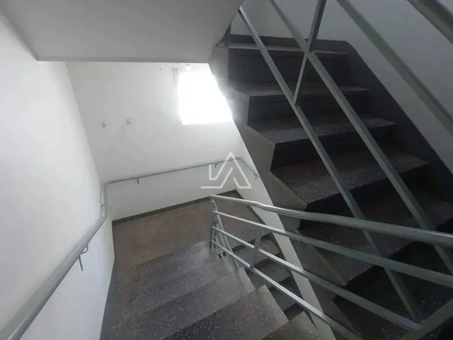 Imagem 11: Apartamento 1 Dormitório - com Sacada - Rua Morom - Centro