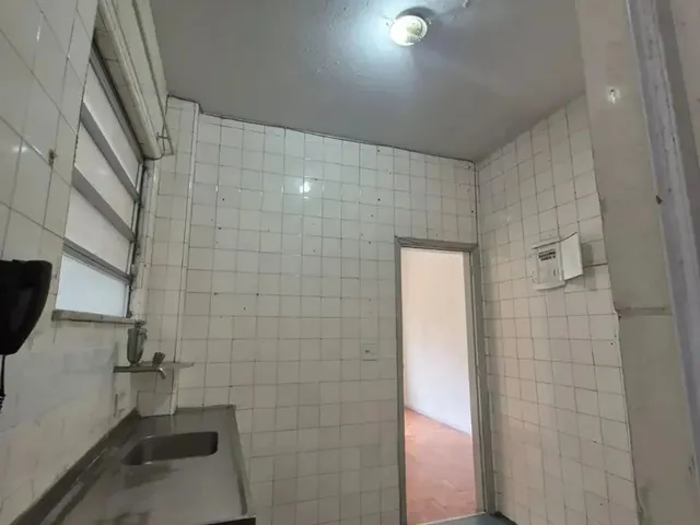 Imagem 4: Imóvel para Aluguel Tem 65 Metros Quadrados com 2 Quartos em Vila Isabel - Rio de Janeiro