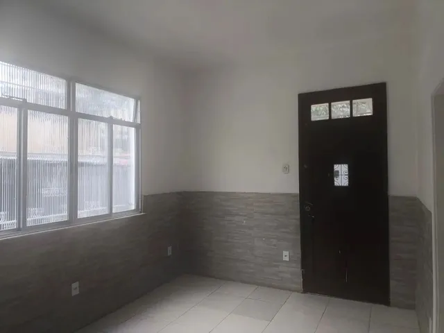 Imagem 2: Casa com 3 Quartos e Terraço