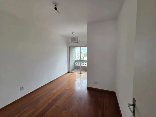 Imagem 2: Imóvel para Aluguel Possui 76 Metros Quadrados com 2 Quartos em Vila Isabel - Rio De