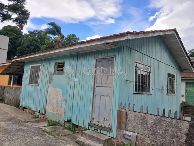 Imagem: Casa de Madeira com 02 Dormitórios, Sala