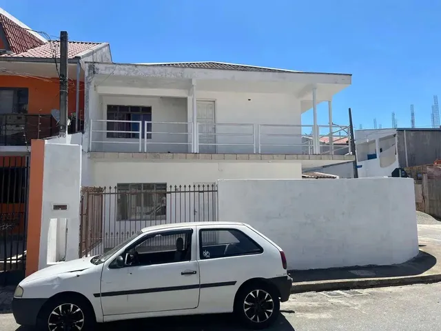 Imagem 1: Casa de Esquina com Dois Quartos - Proxima a Avenida Wenceslau Braz - Guaira - Curitiba