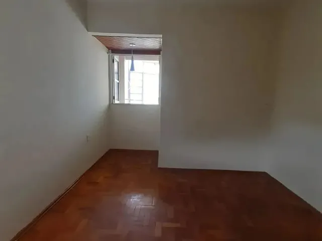 Imagem 2: Imóvel para Aluguel com 70 Metros Quadrados com 2 Quartos em Méier - Rio de Janeiro - Rj