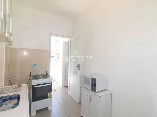 Imagem 2: Apartamento de 2 Dormitórios para Alugar no Centro Histórico