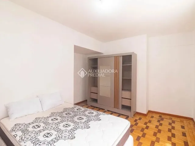 Imagem 4: Apartamento de 2 Dormitórios para Alugar no Centro Histórico