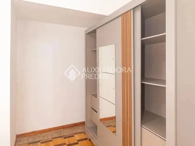 Imagem 16: Apartamento de 2 Dormitórios para Alugar no Centro Histórico