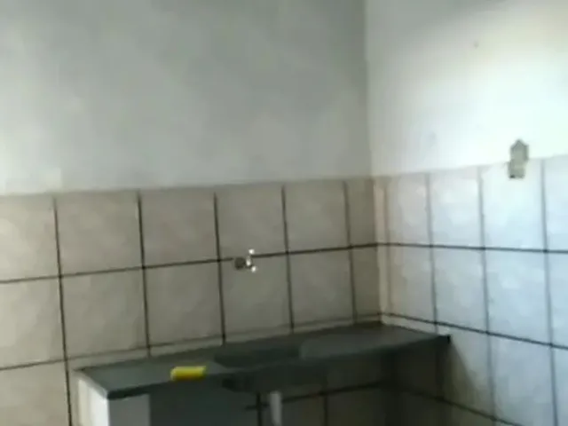Imagem: Aluga-Se Kitinet para Mulheres