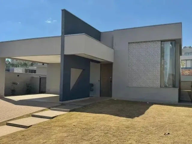 Imagem: Casa de Condomínio com 4 Quartos e 5 Banheiros