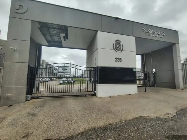 Imagem: O apartamento possui 2 Dormitórios, 1 Banheiro, 1 Vaga na