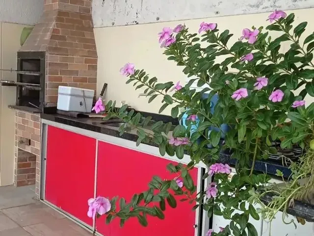 Imagem 7: Alugo Casa com 5 Quartos/2 Suites - com Piscina - com Mobílias - no Cohatrac