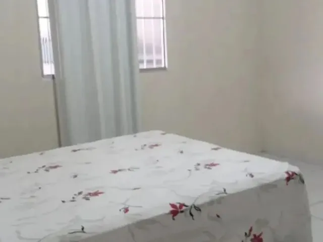 Imagem 3: Alugo Casa com 5 Quartos/2 Suites - com Piscina - com Mobílias - no Cohatrac