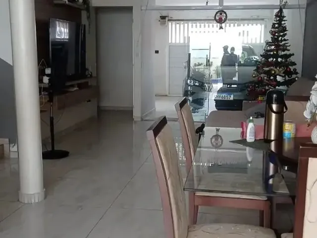 Imagem 9: Alugo Casa com 5 Quartos/2 Suites - com Piscina - com Mobílias - no Cohatrac