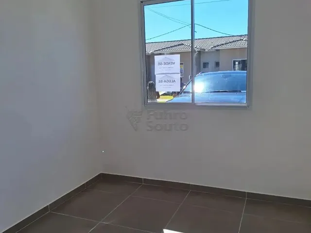Imagem 11: Casa no Condomínio Altos dos Jerivás - Conforto, Segurança e Excelente Localização
