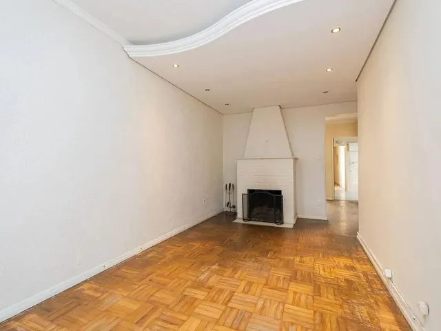 Imagem 6: Casa À Venda no Centro de Pelotas - com 109 M², 3 Quartos, Cozinha com Armários