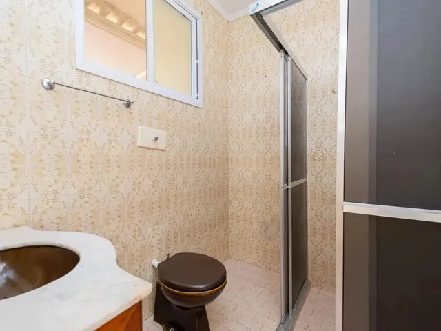 Imagem 2: Casa À Venda no Centro de Pelotas - com 109 M², 3 Quartos, Cozinha com Armários