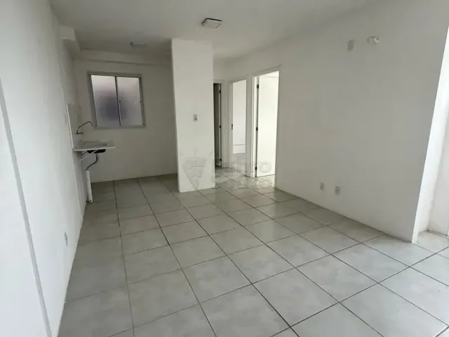 Imagem: O apartamento possui 2 Dormitórios, 1 Banheiro, Acomodam