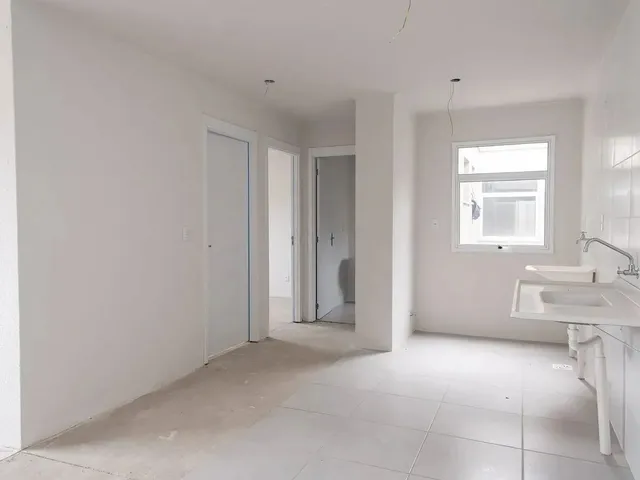 Imagem 3: Apartamento de 2 Dormitórios Disponível para Aluguel no Sítio Floresta, em Pelotas Rs
