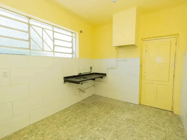 Imagem 7: Casa para Locação no Centro de Pelotas, Rs: 170M², 3 Dorms, Cozinha, Sala, Banheiro