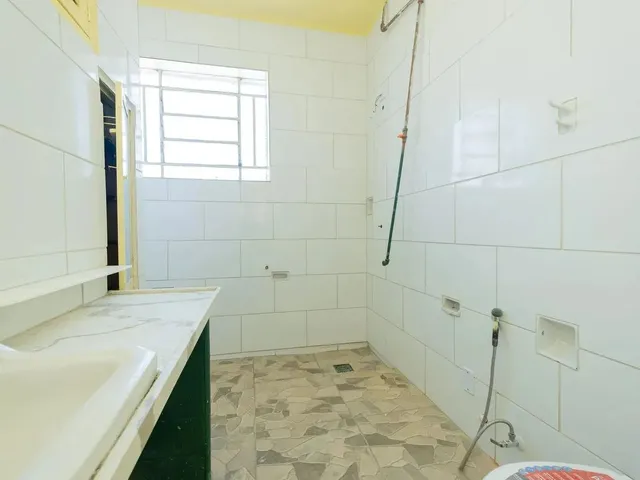 Imagem 10: Casa para Locação no Centro de Pelotas, Rs: 170M², 3 Dorms, Cozinha, Sala, Banheiro