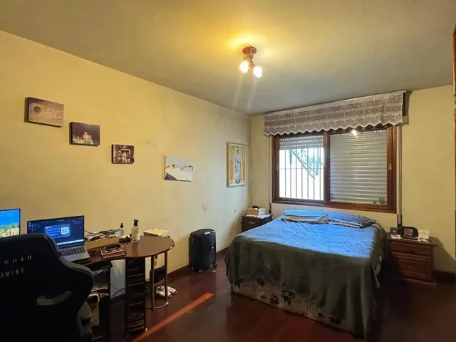 Imagem 7: Imóvel para Aluguel Possui 224 Metros Quadrados com 4 Quartos em Centro - Pelotas - Rs