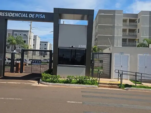 Imagem: O apartamento possui 2 Dormitórios, 1 Banheiro, 1 Vaga na