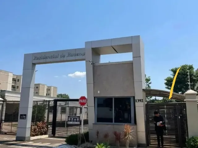 Imagem: O apartamento possui 2 Dormitórios, 1 Banheiro, 1 Vaga na