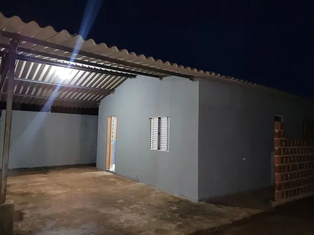 Imagem: A casa possui 2 Dormitórios, 1 Banheiro, 5 Vagas na