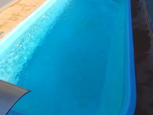 Imagem: A casa possui 2 Dormitórios, 1 Banheiro, 2 Vagas na