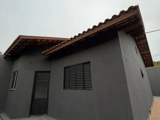 Imagem 6: Aluga-Se Casa com Piscina Recém Reformada