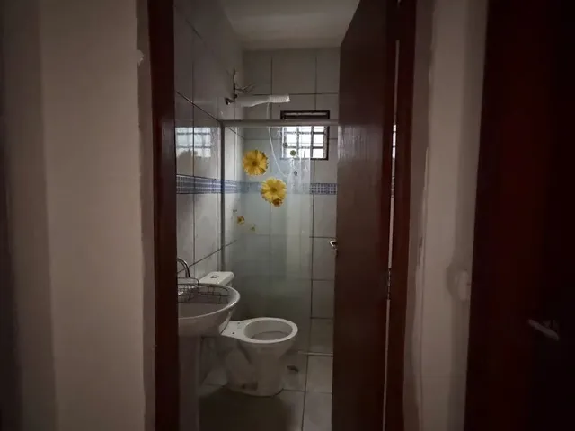 Imagem 12: Aluga-Se Casa com Piscina Recém Reformada
