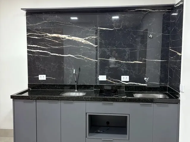 Imagem 1: Kitnet Semi Mobiliada com Água e Luz e Iptu Incluso