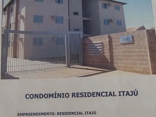 Imagem: O apartamento possui 2 Dormitórios, 1 Banheiro, 1 Vaga na